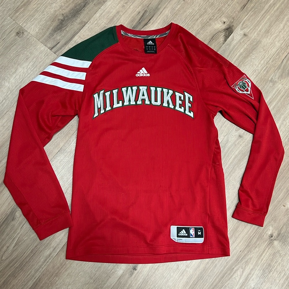 Milwaukee Bucks Long Sleeve T-Shirt / NBA shooting shirt / Medium